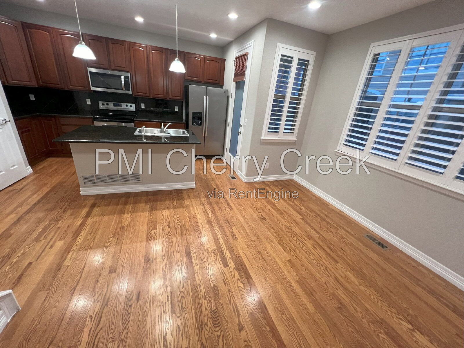 Gallery Image 16