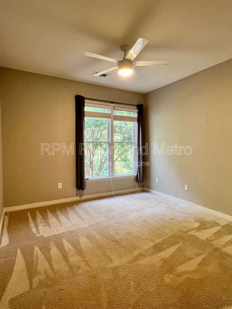 Gallery Image 30