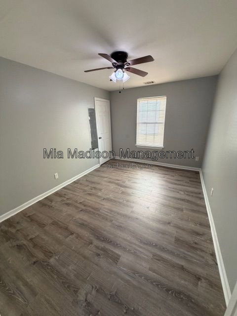 Gallery Image 16