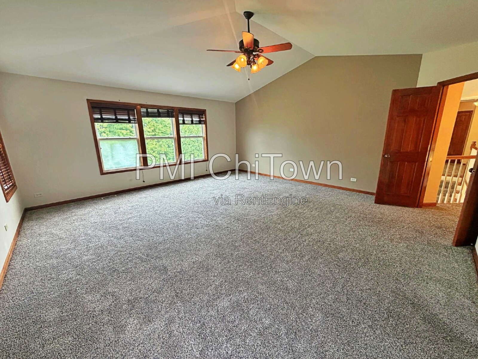 Gallery Image 17