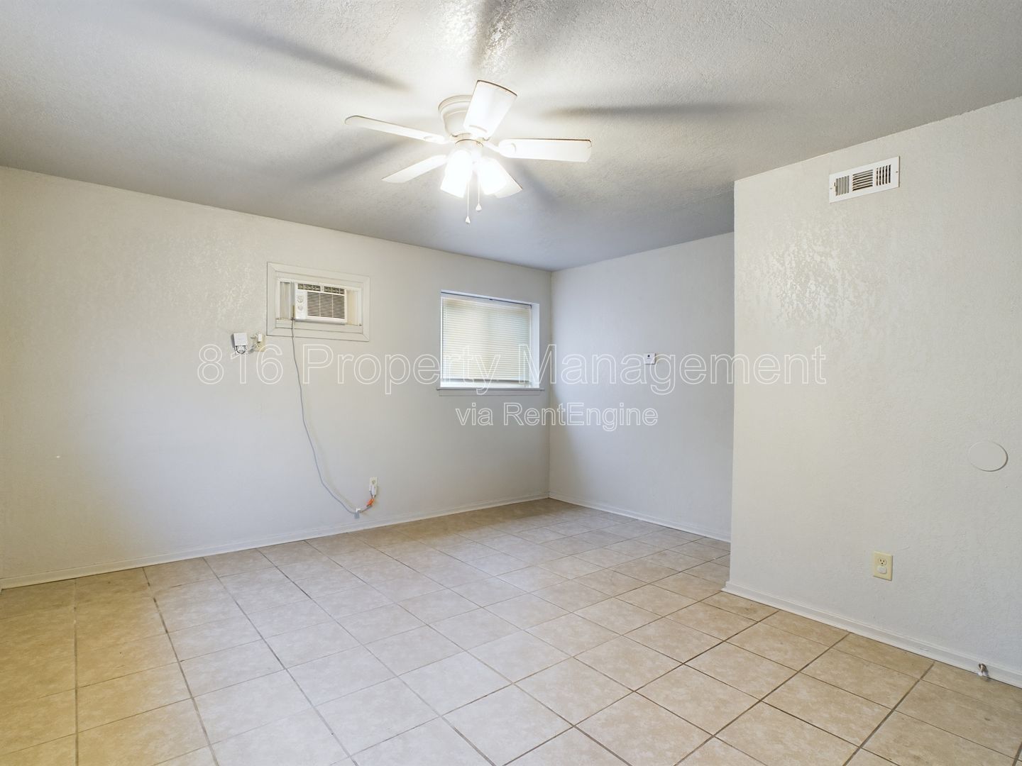 Gallery Image 0