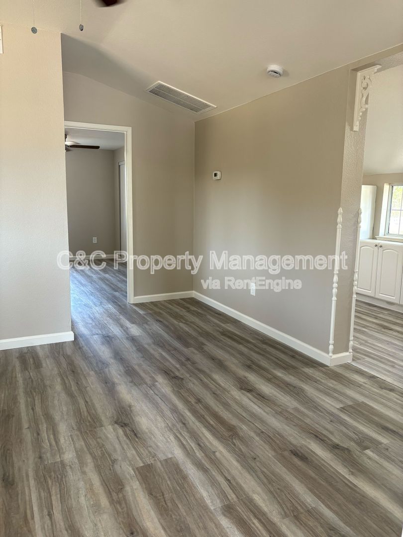 Gallery Image 6