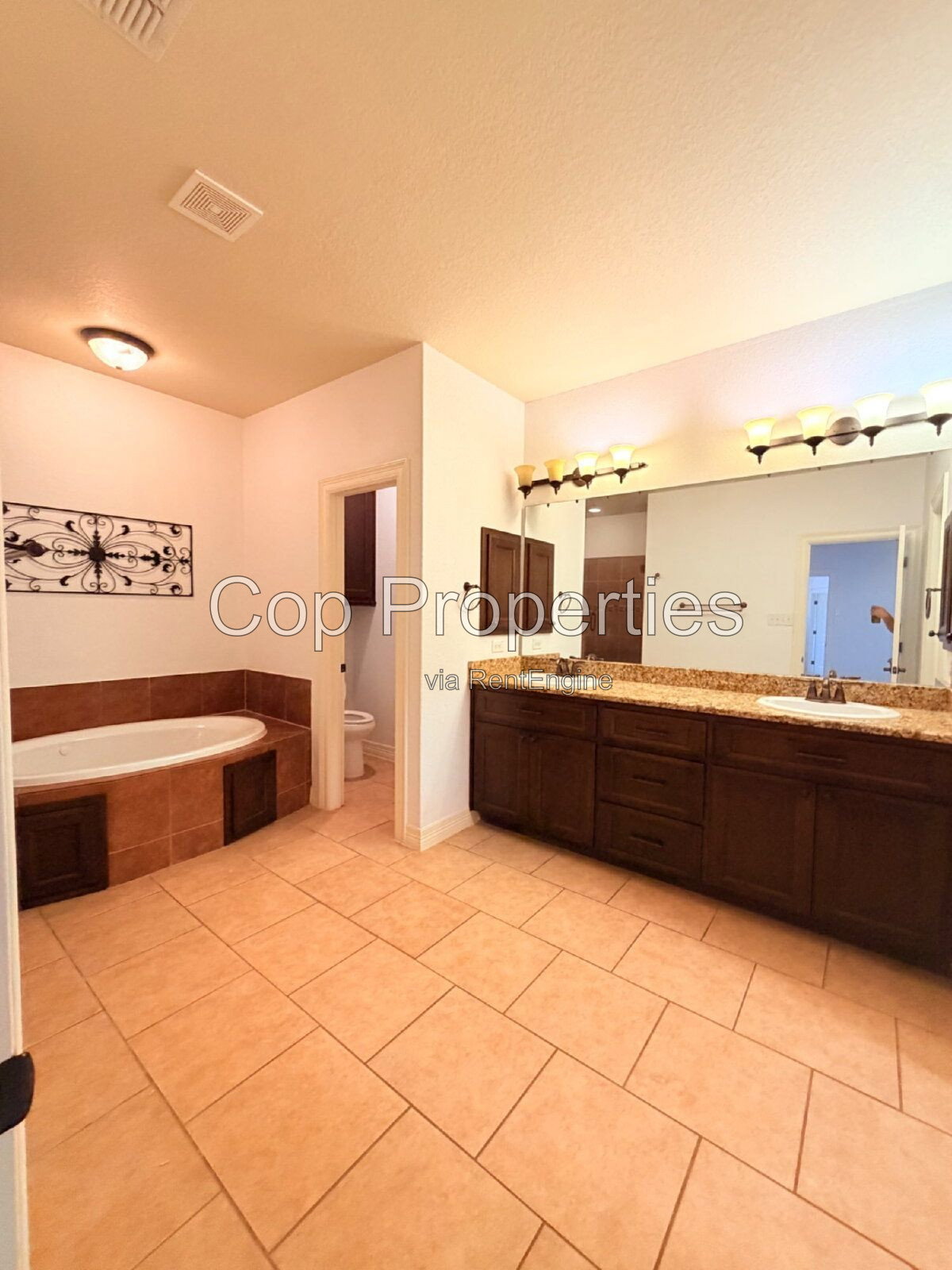 Gallery Image 32