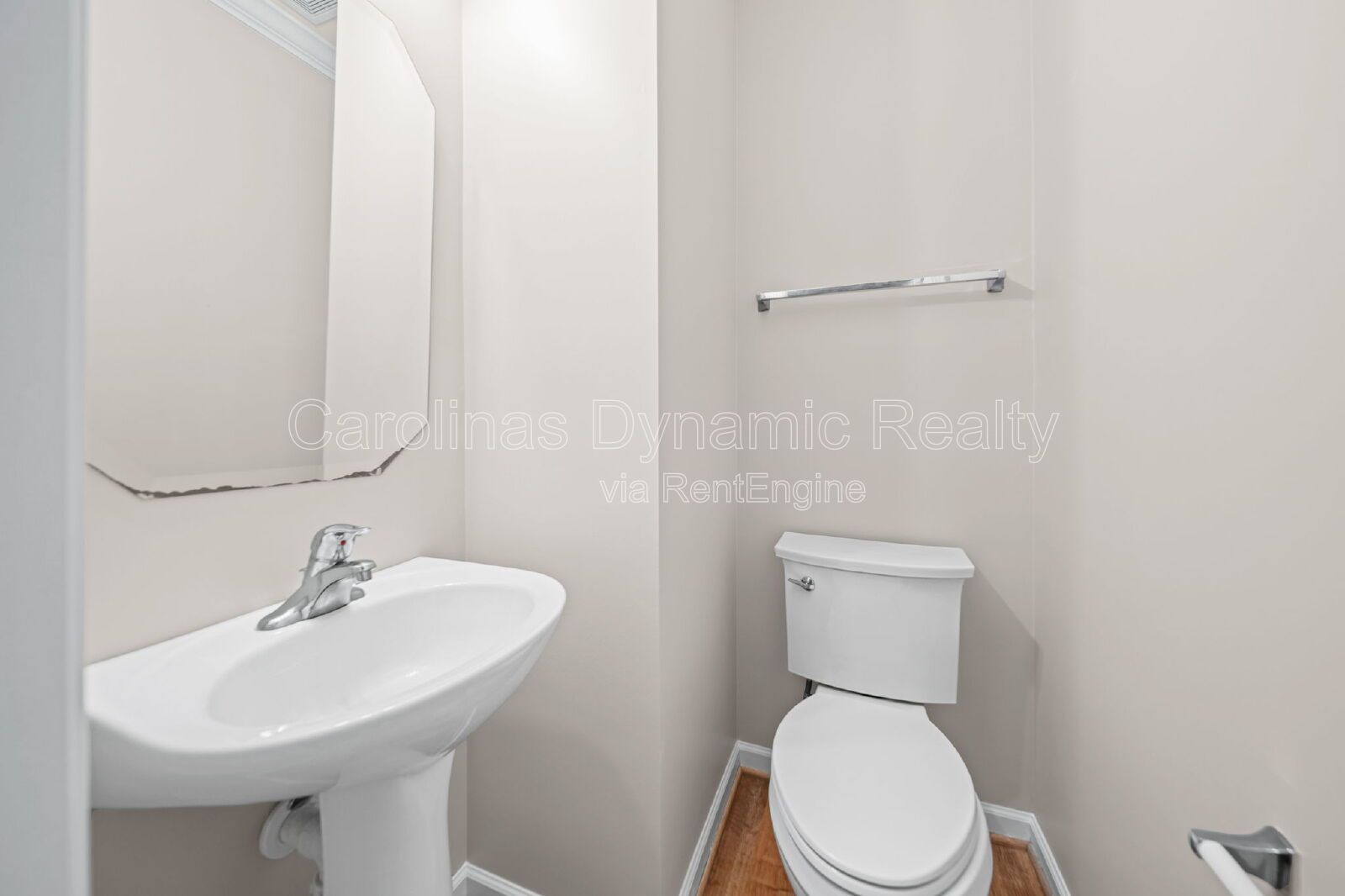 Gallery Image 16