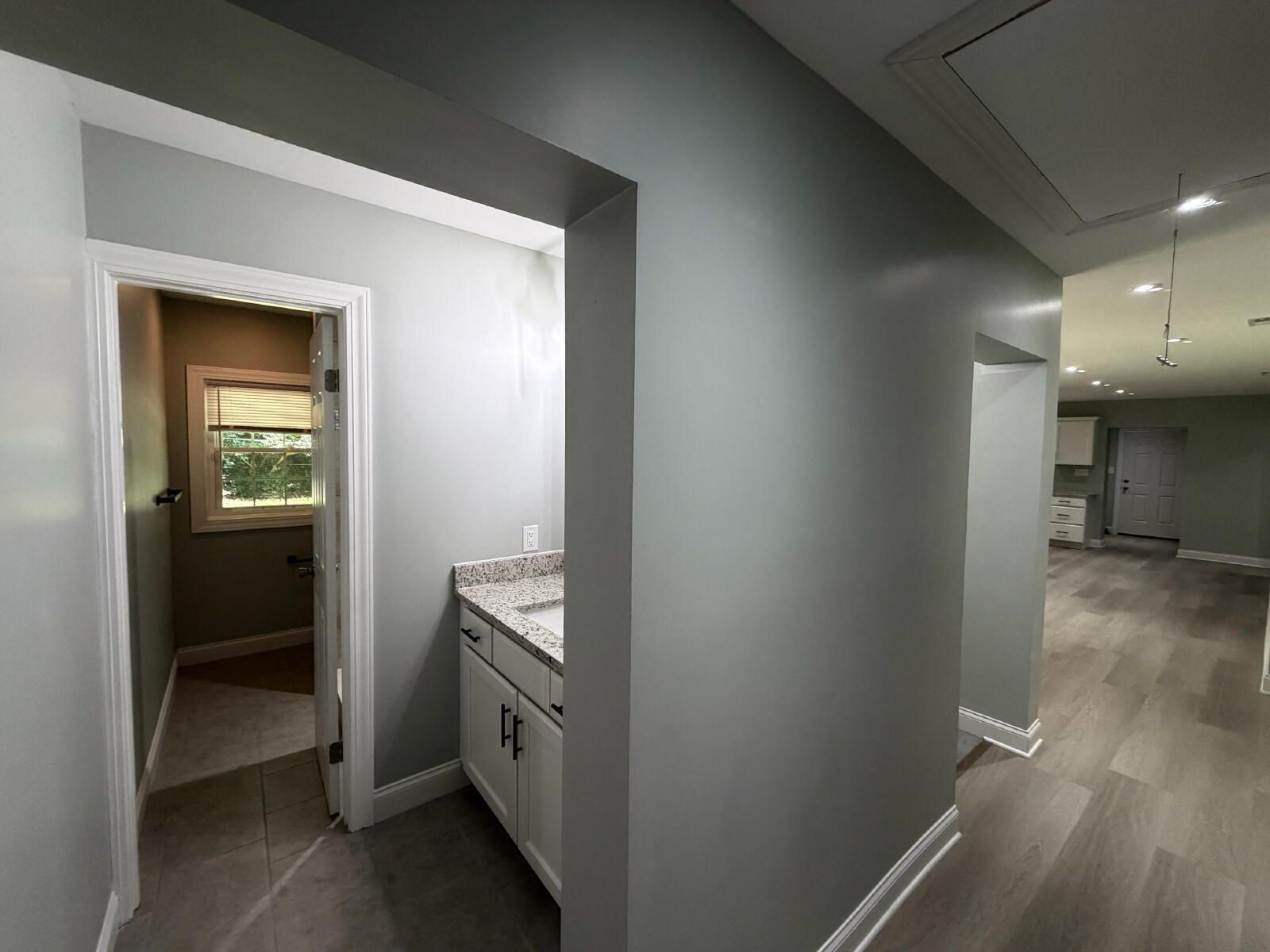 Gallery Image 10