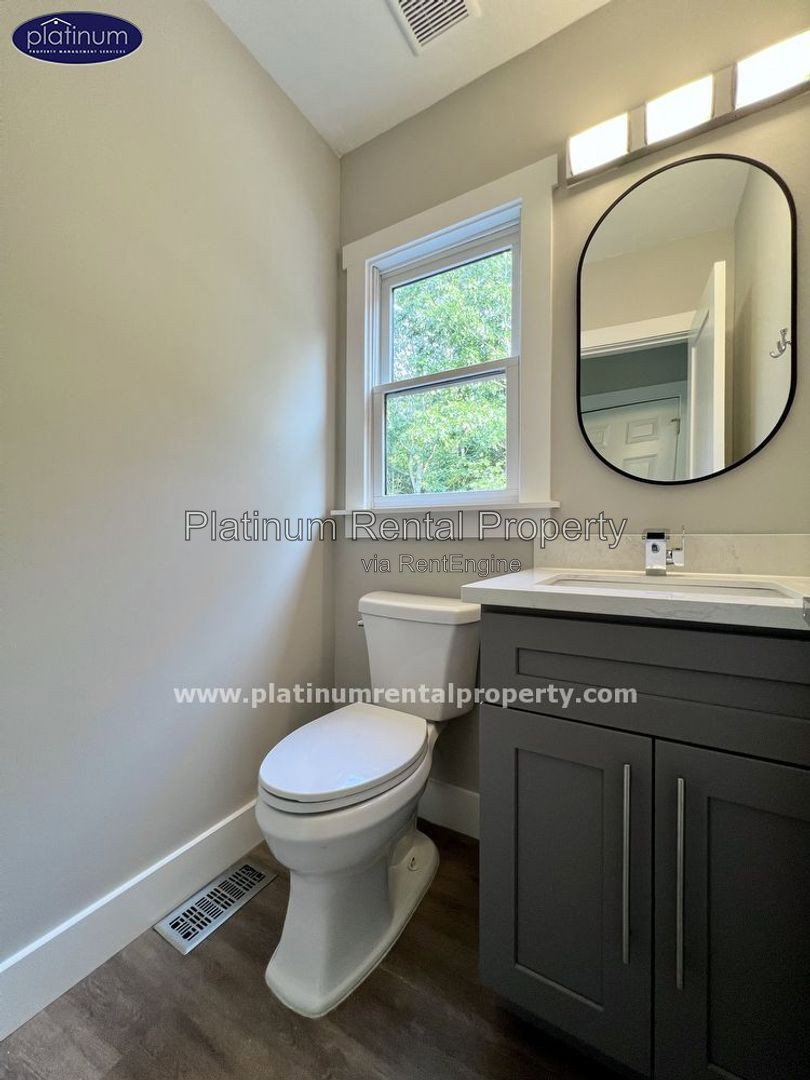 Gallery Image 16