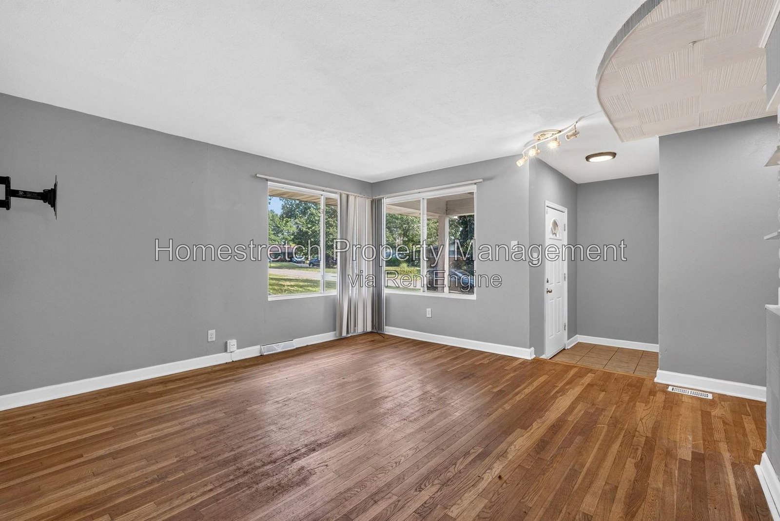 Gallery Image 15