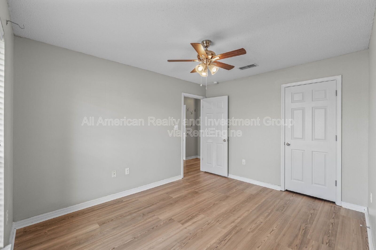 Gallery Image 21