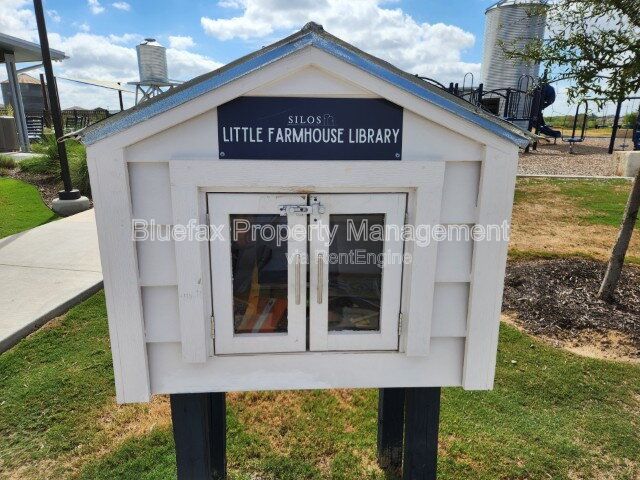 Gallery Image 32