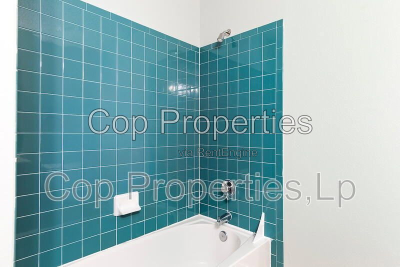 Gallery Image 34