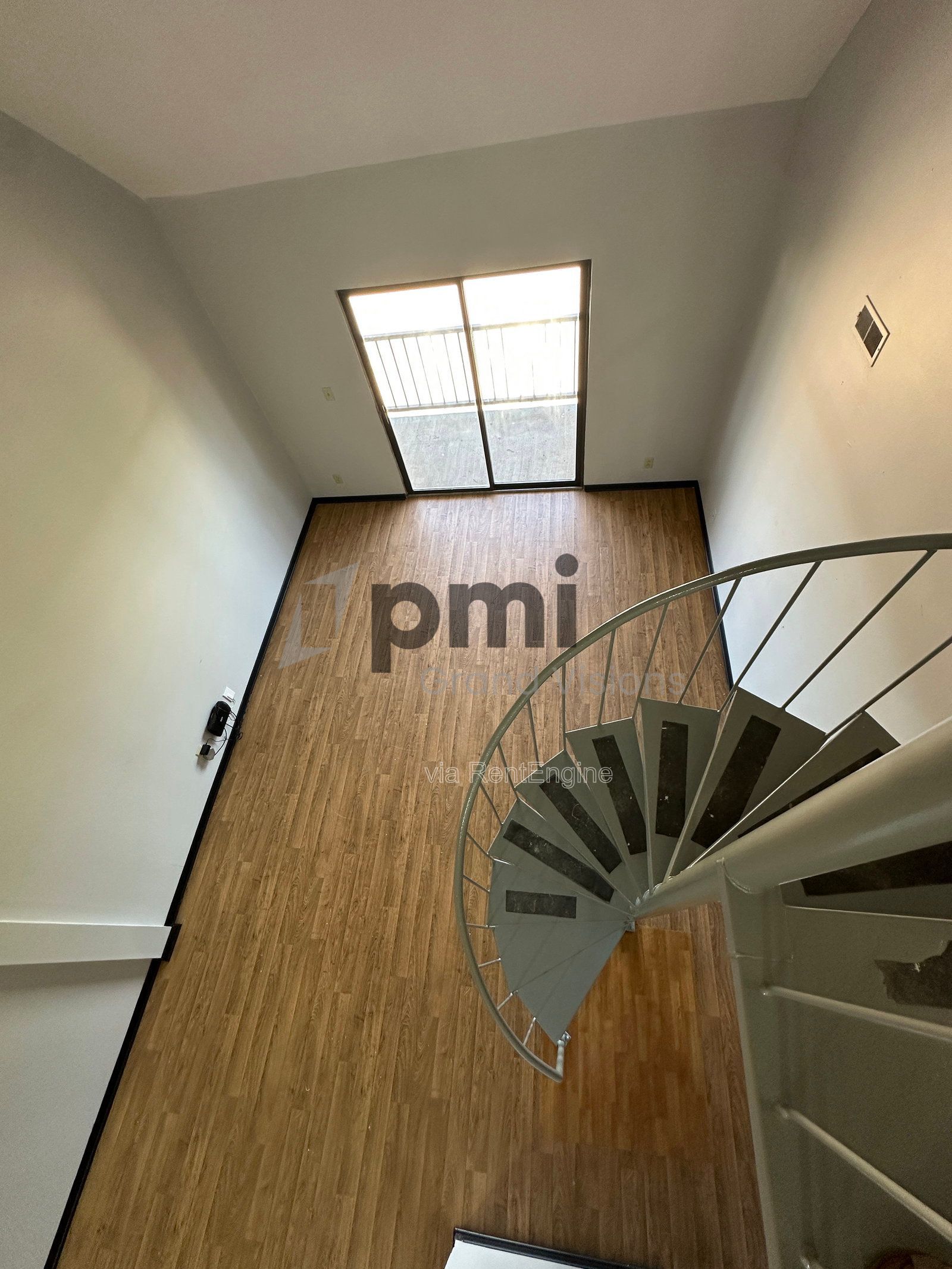 Gallery Image 18