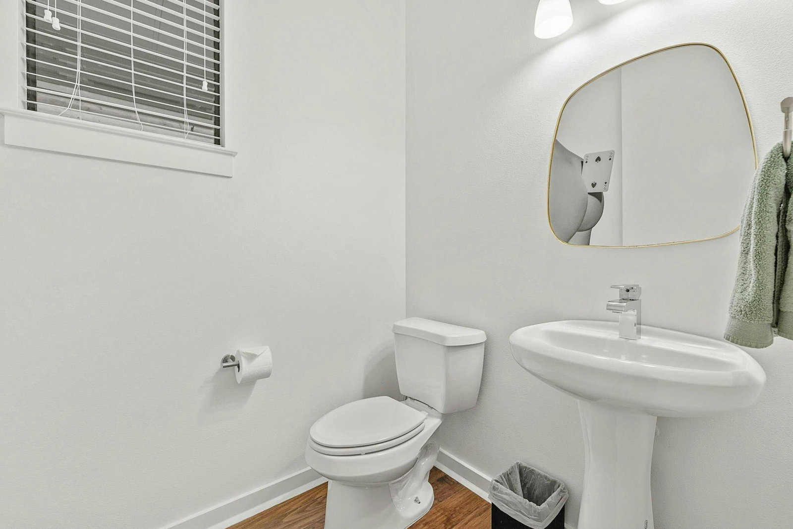 Gallery Image 20