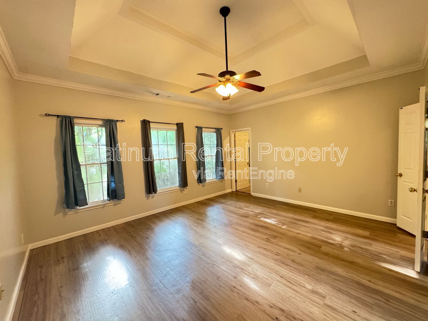 Gallery Image 16