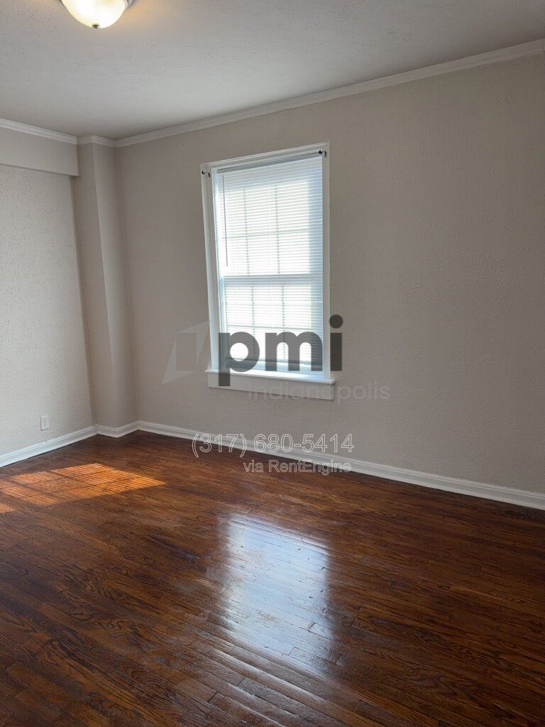 Gallery Image 14