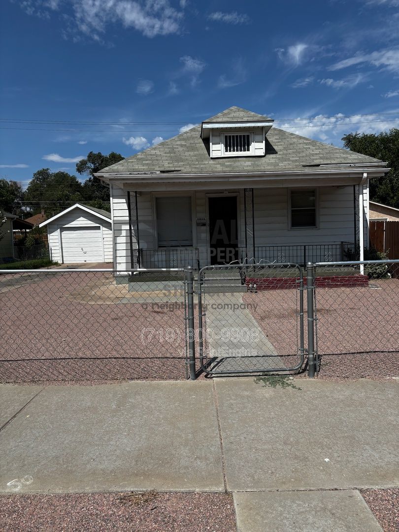 Gallery Image 0