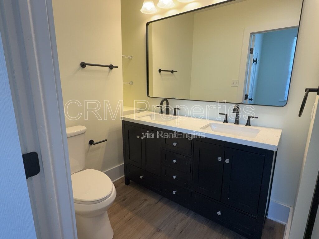 Gallery Image 15
