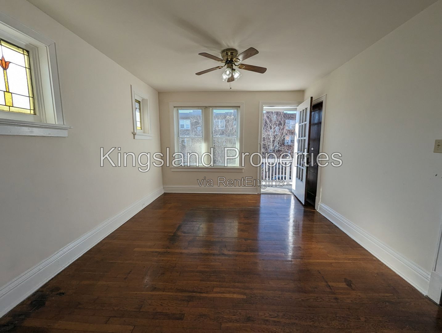 Gallery Image 0