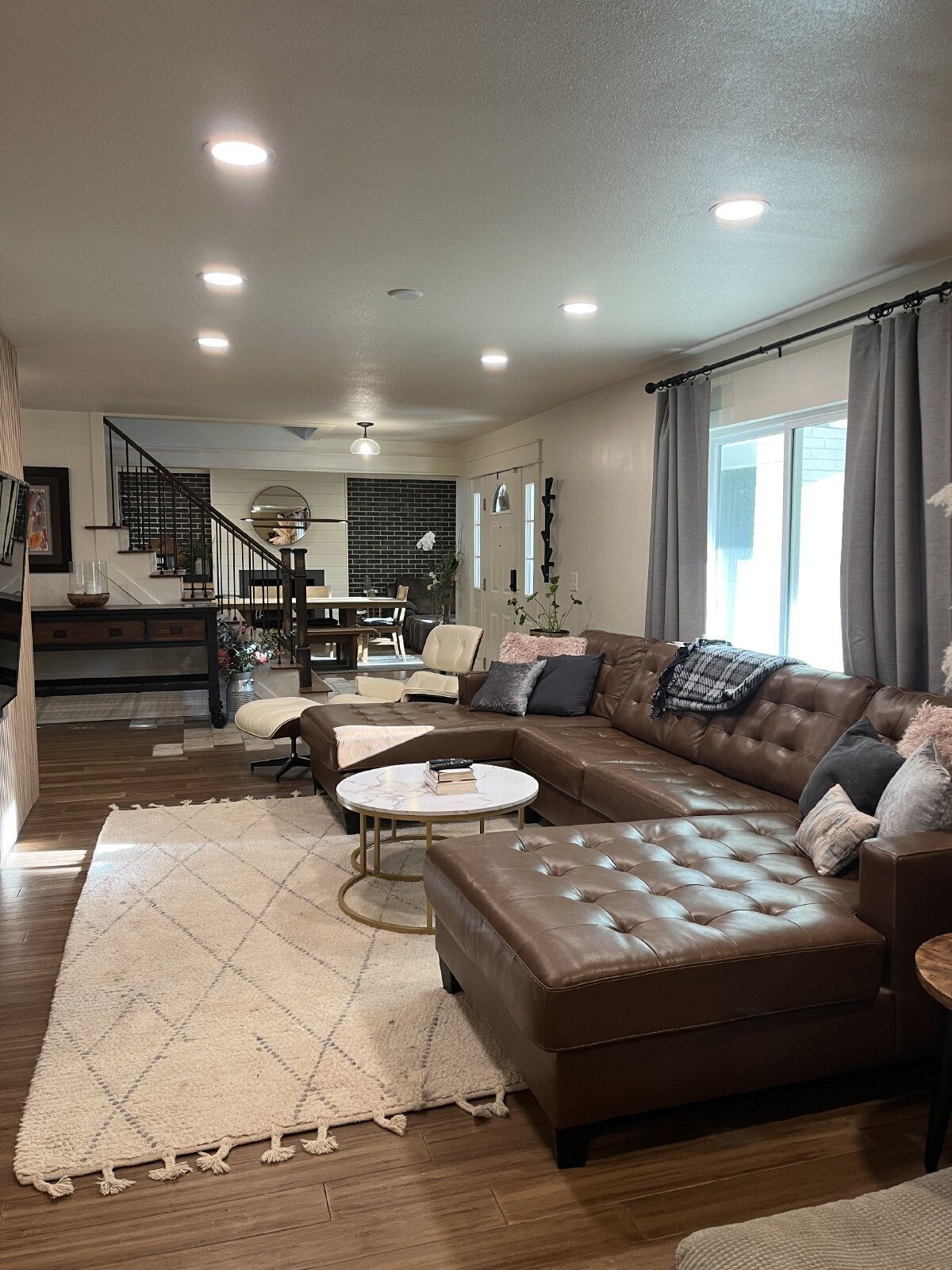 Gallery Image 17