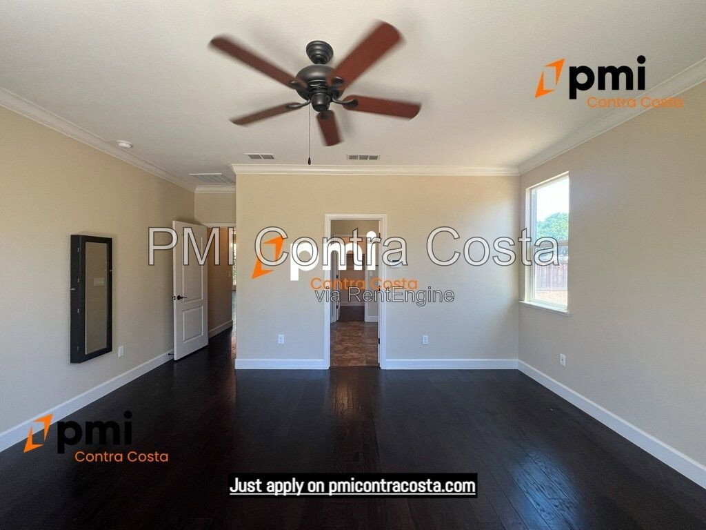 Gallery Image 21