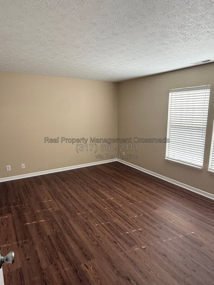 Gallery Image 25