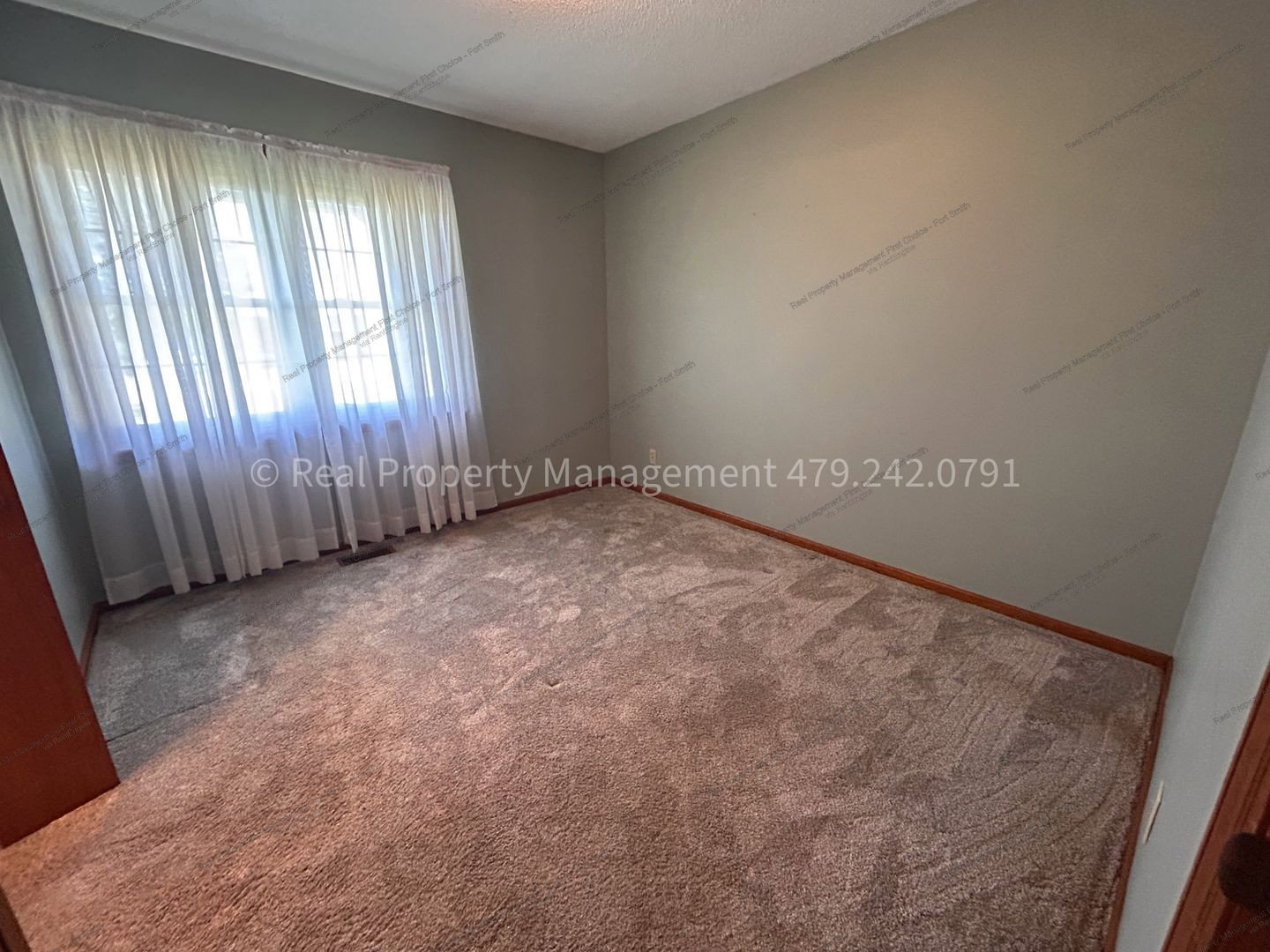 Gallery Image 19