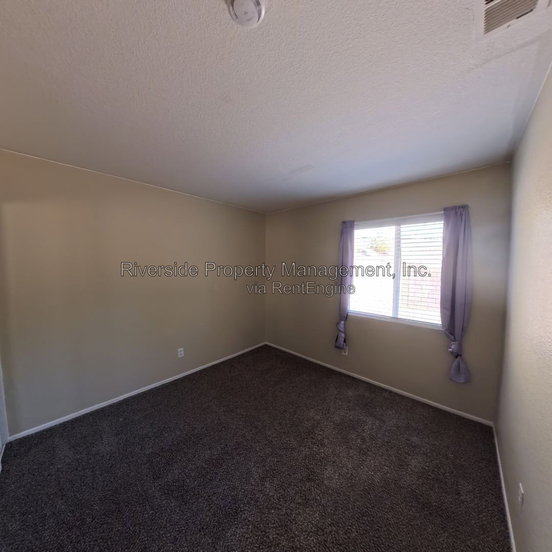 Gallery Image 16