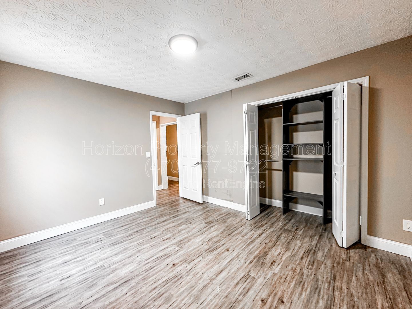 Gallery Image 17