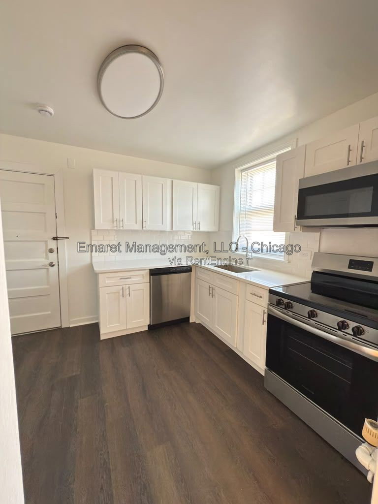 Gallery Image 0