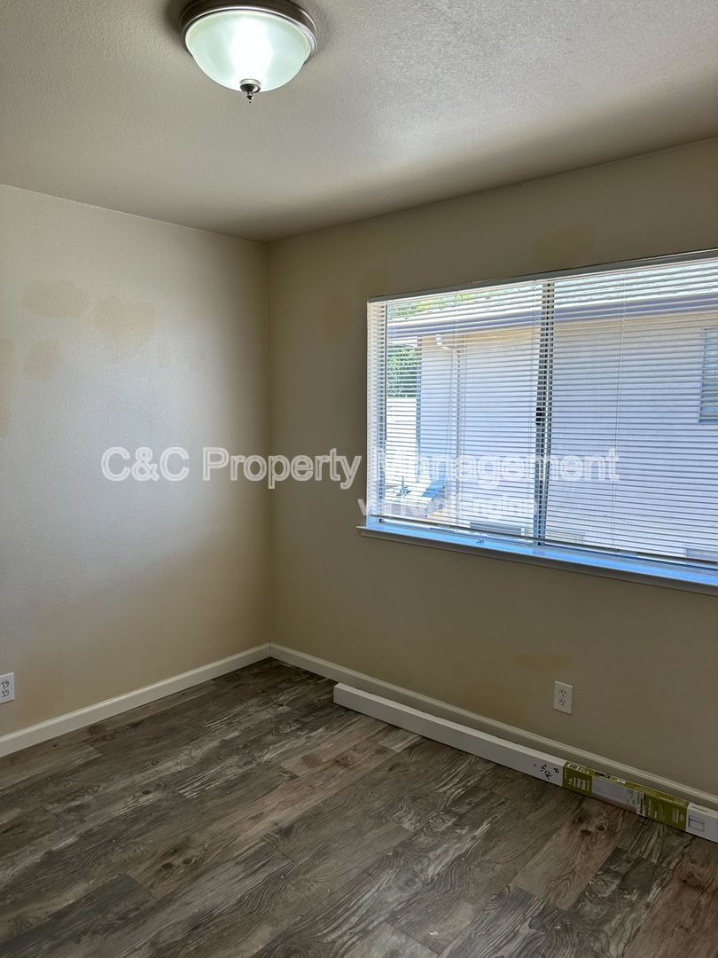 Gallery Image 11
