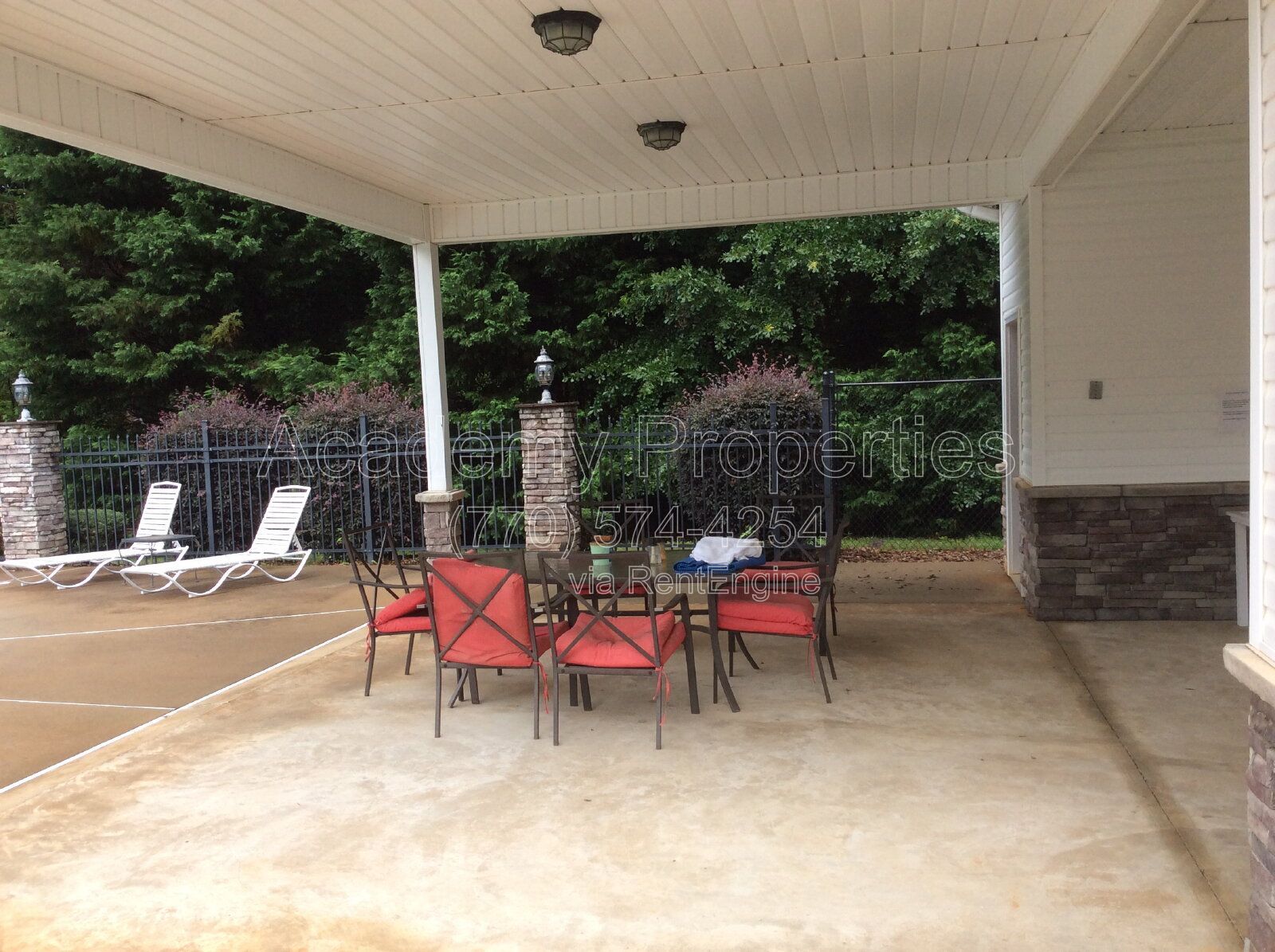 Gallery Image 15
