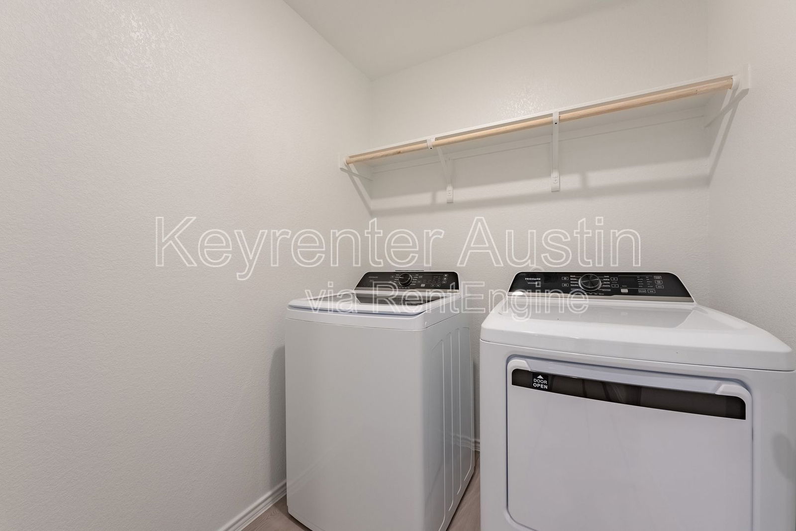 Gallery Image 16