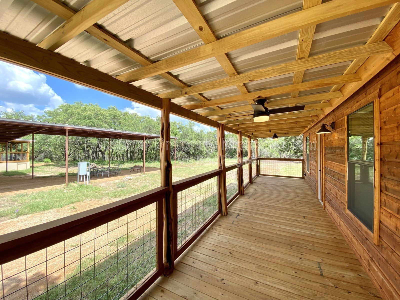 Gallery Image 13