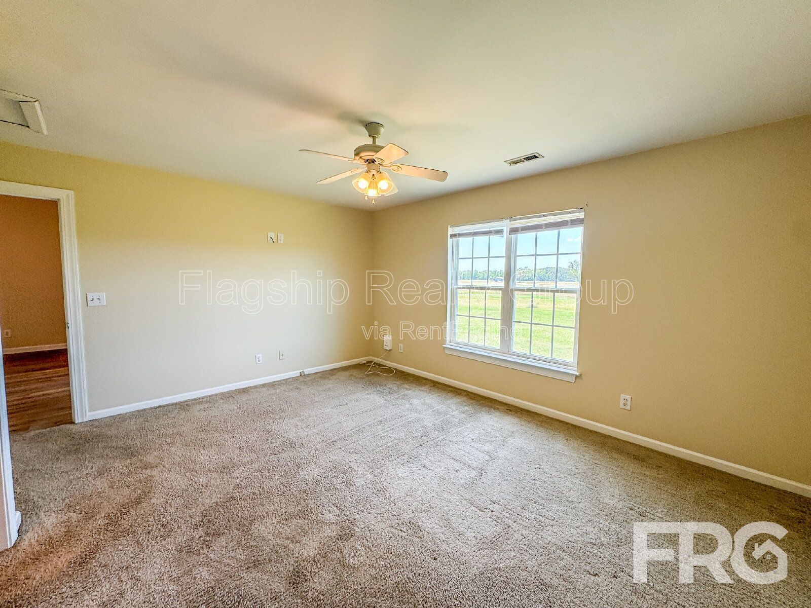 Gallery Image 17