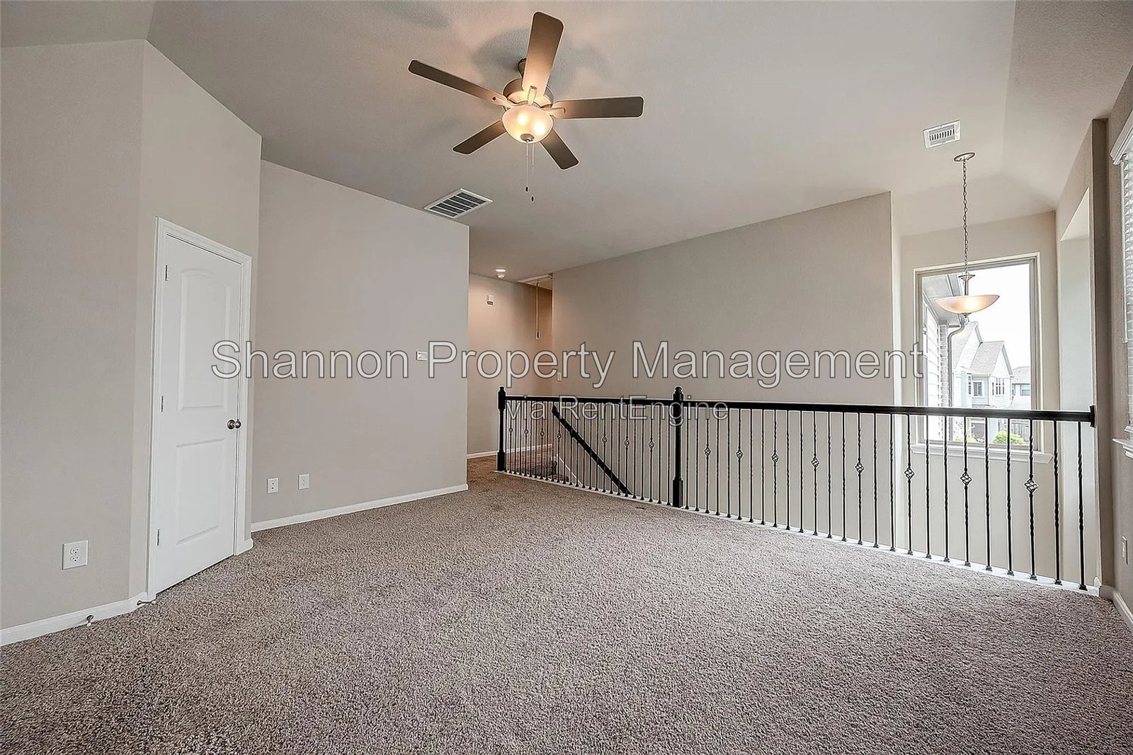 Gallery Image 31
