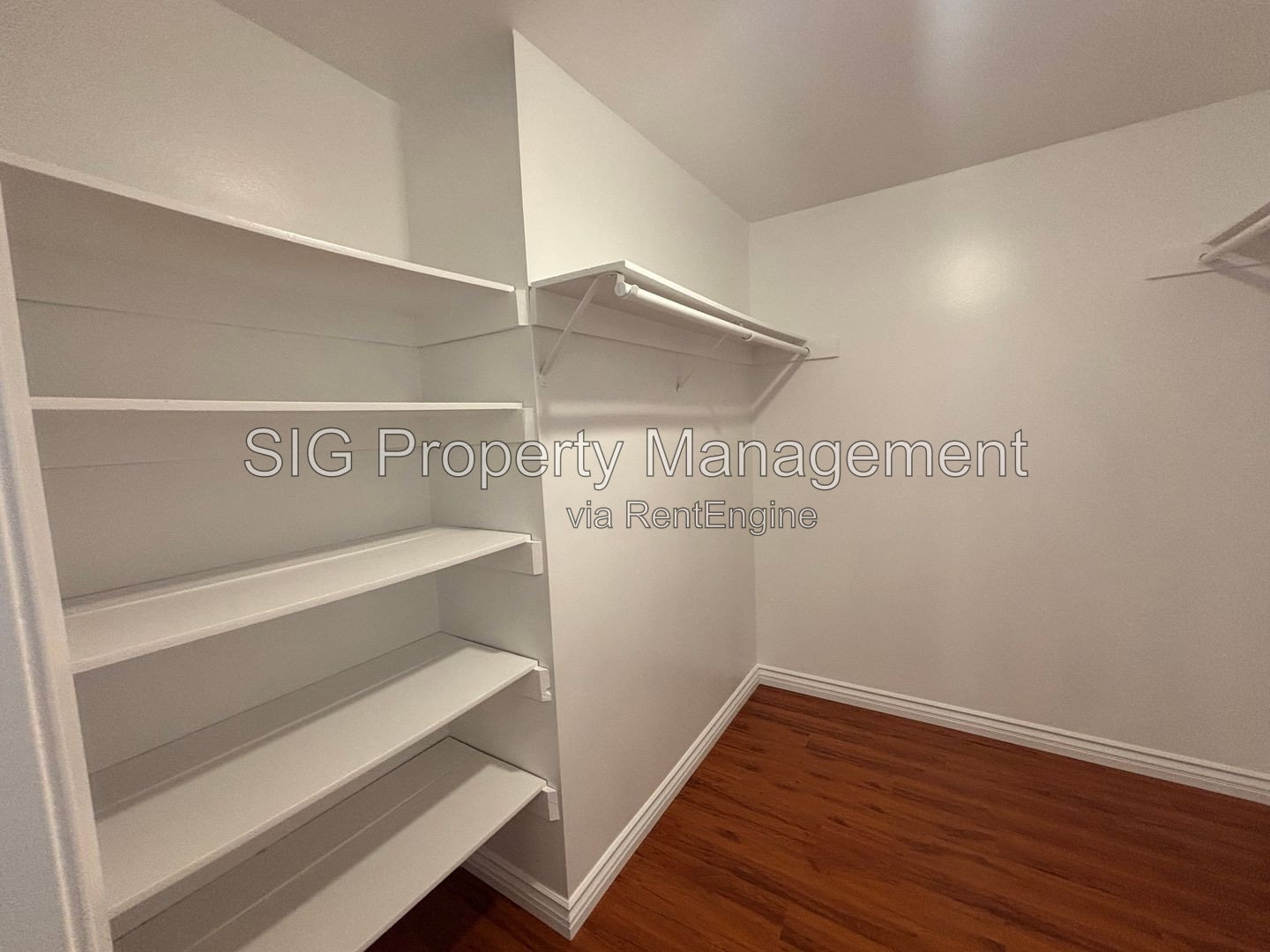 Gallery Image 17
