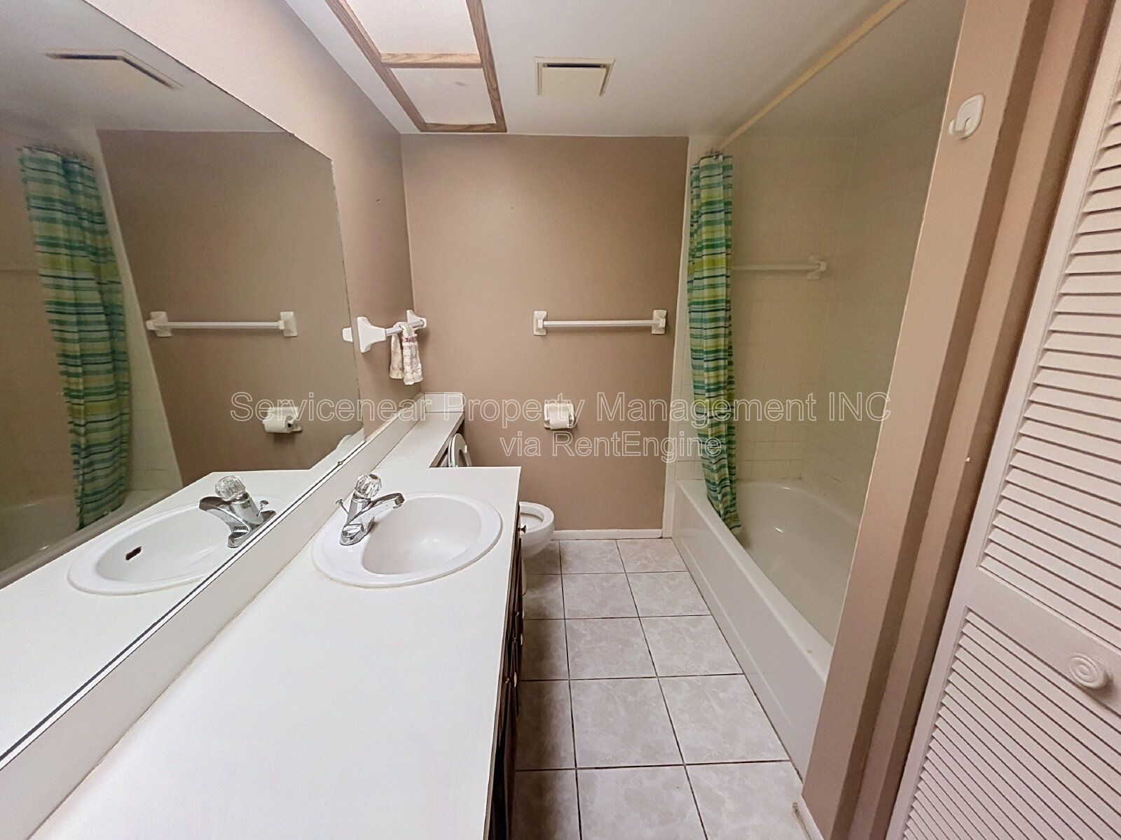 Gallery Image 13