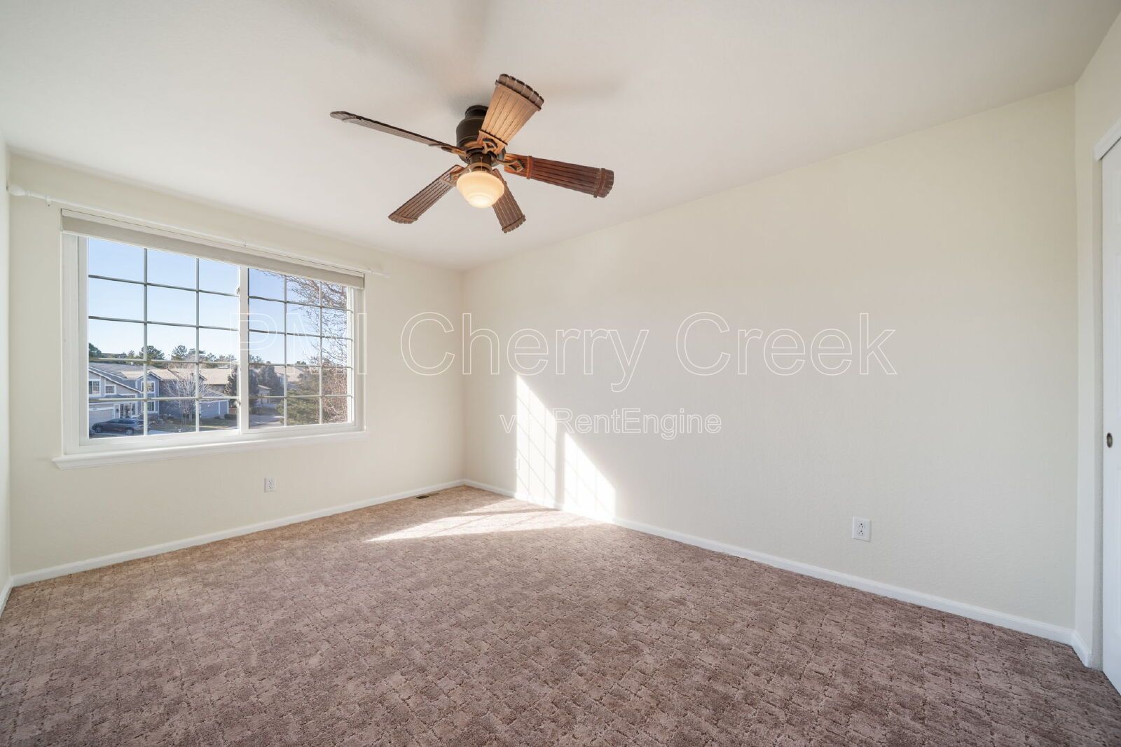 Gallery Image 44