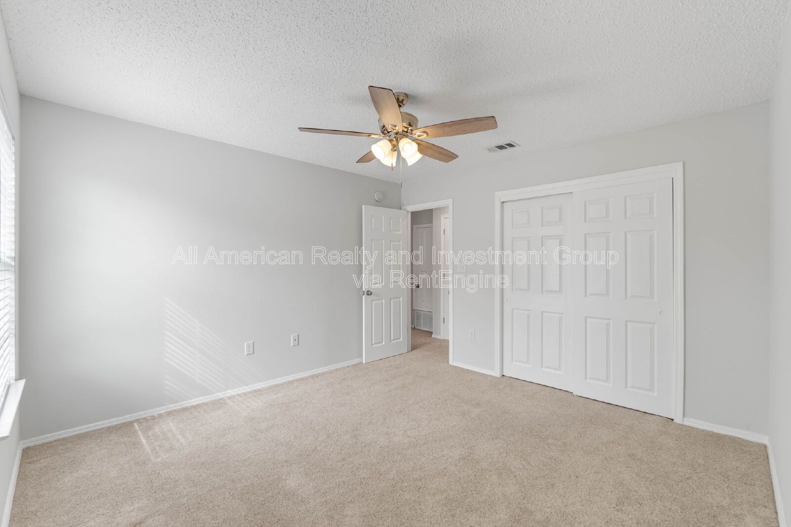 Gallery Image 16