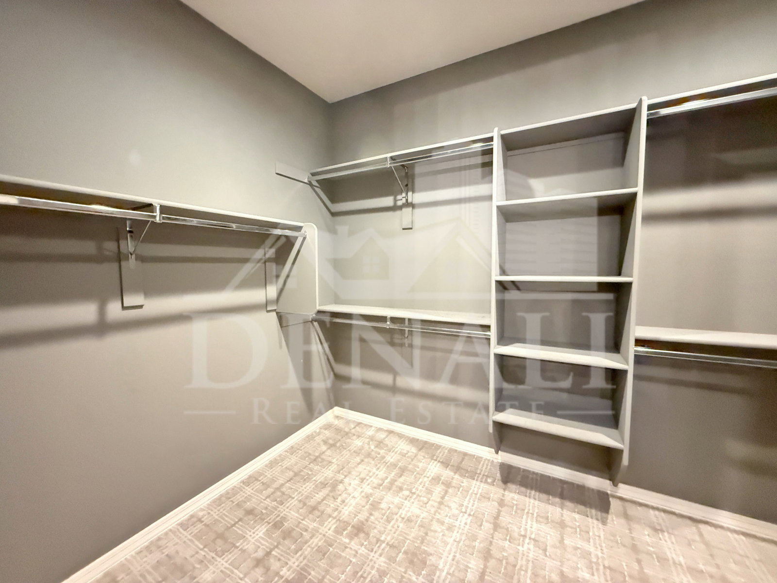 Gallery Image 17
