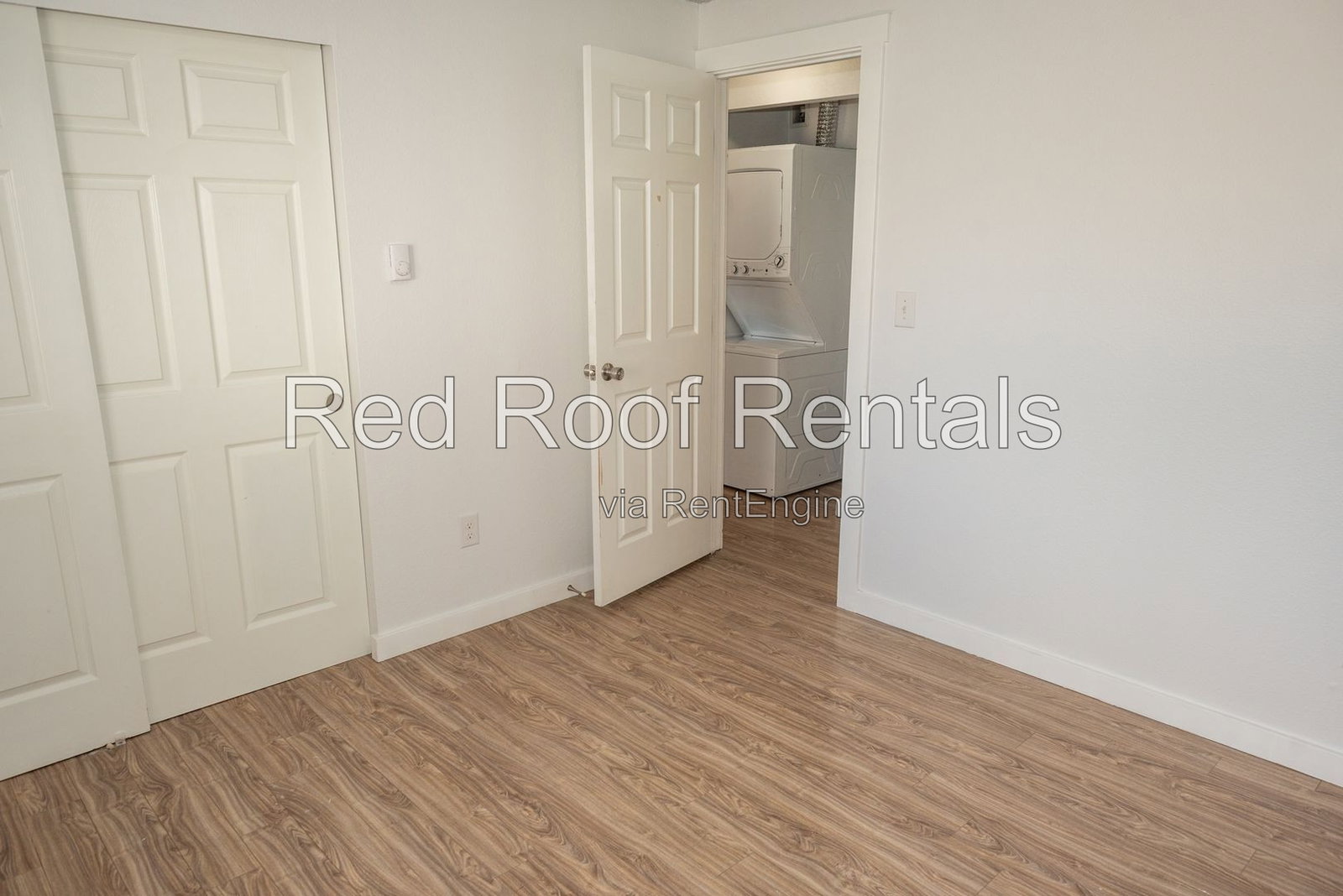 Gallery Image 16