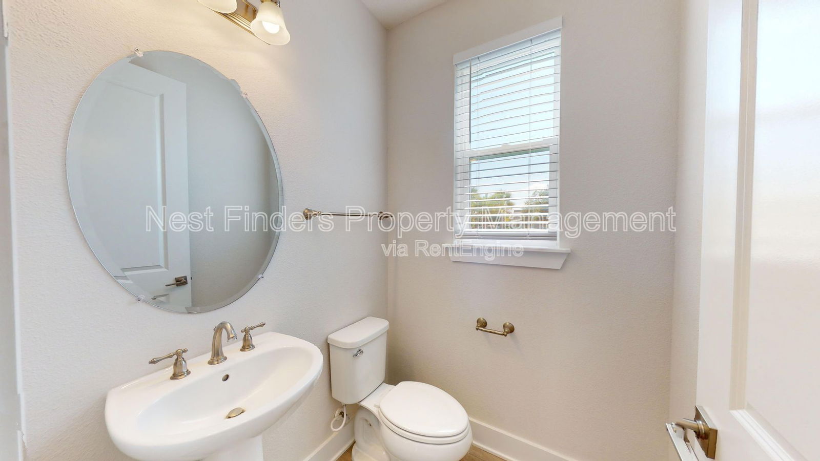 Gallery Image 16