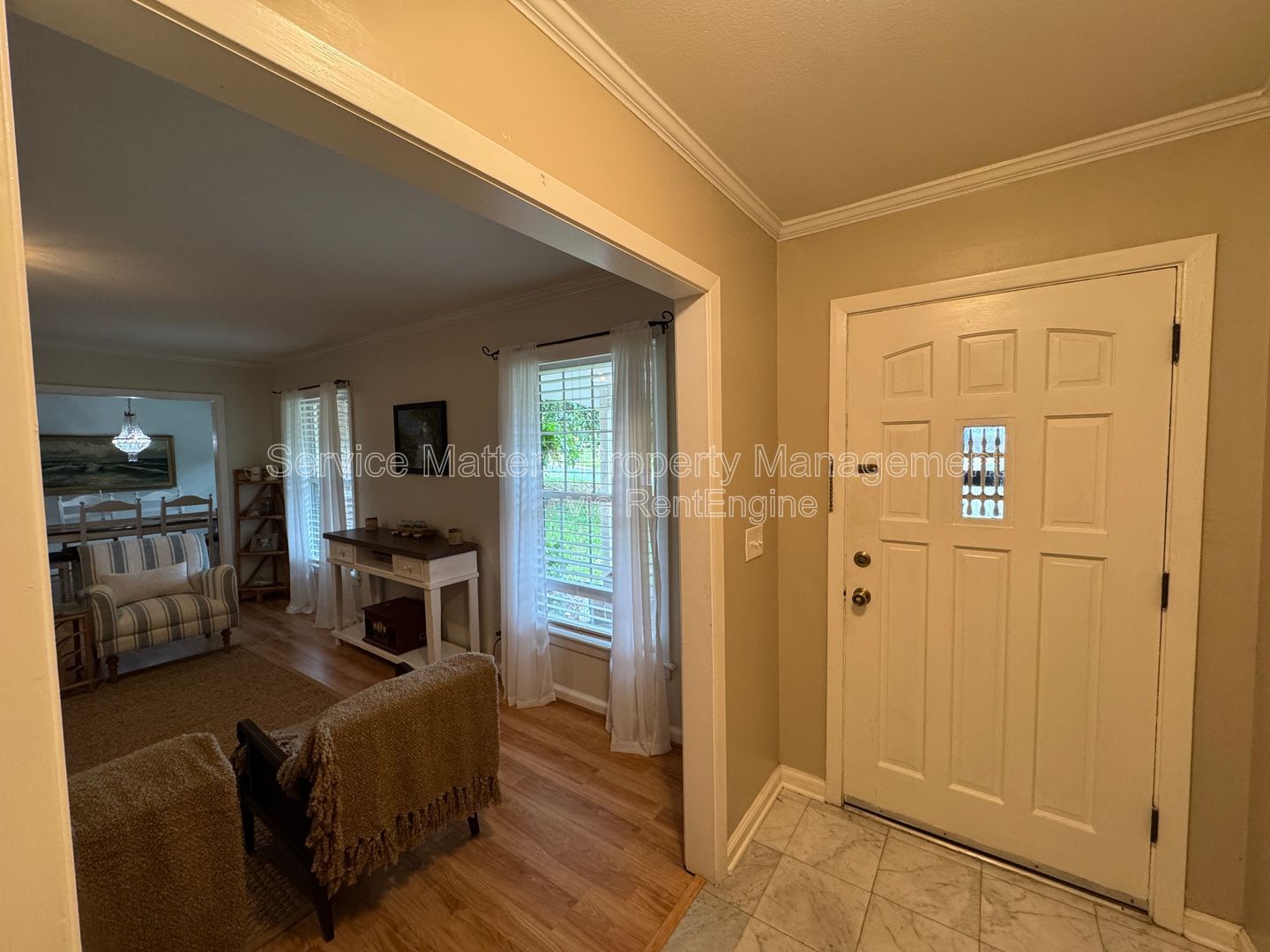Gallery Image 0