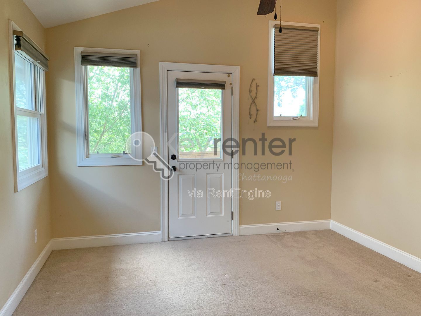 Gallery Image 14