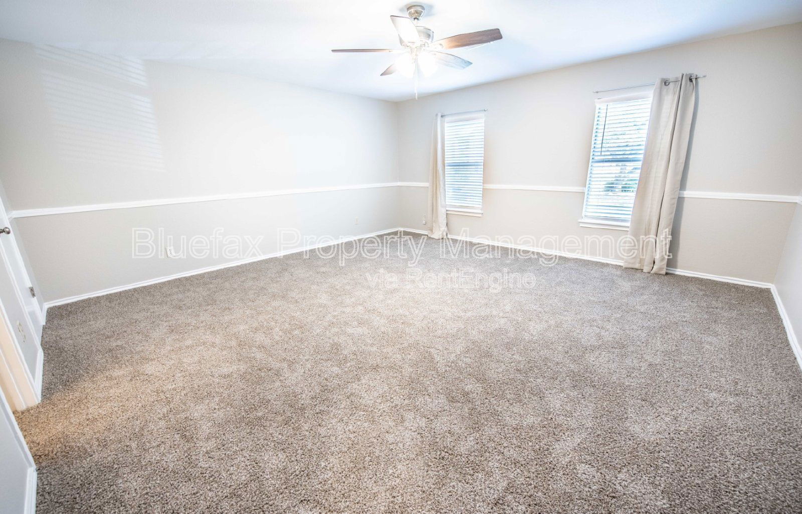 Gallery Image 19