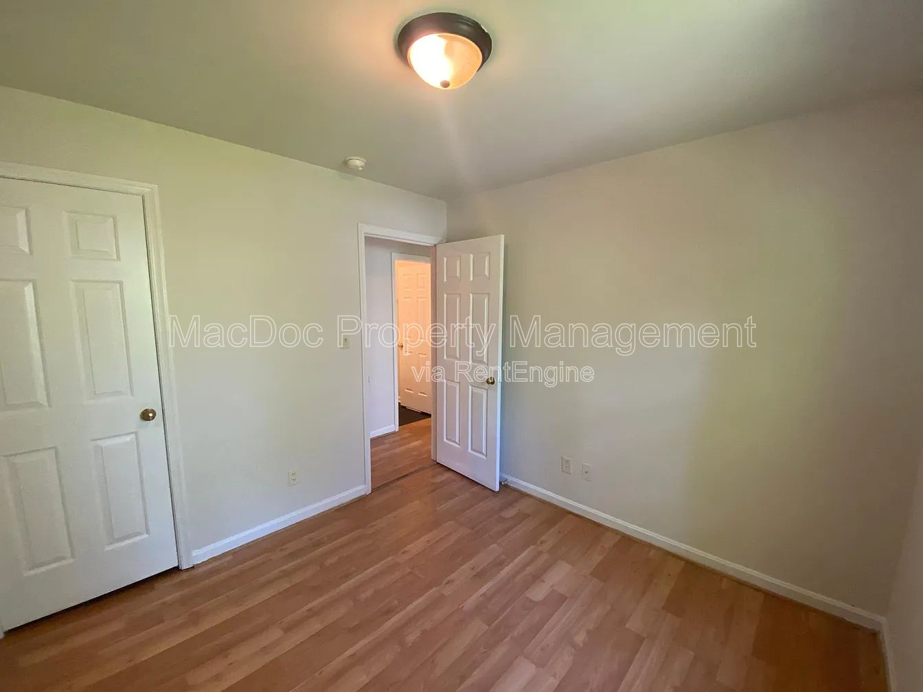Gallery Image 16