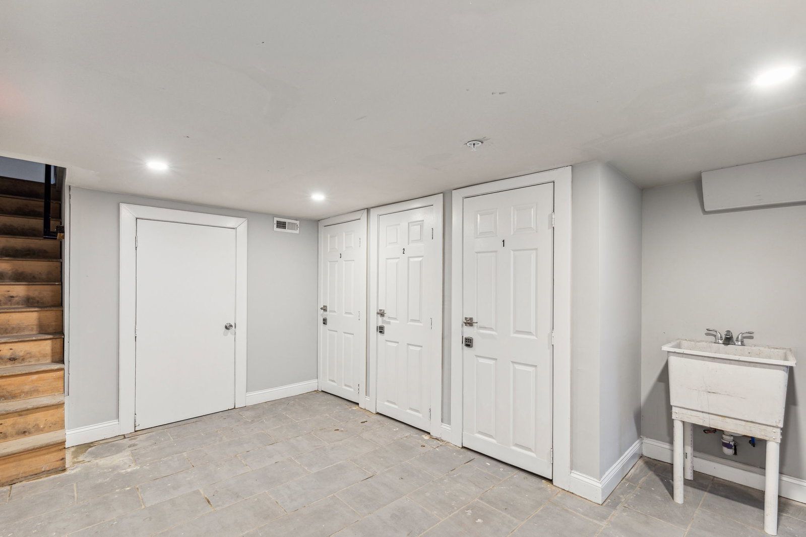 Gallery Image 15