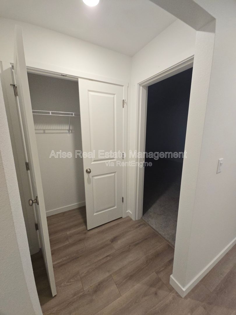 Gallery Image 19