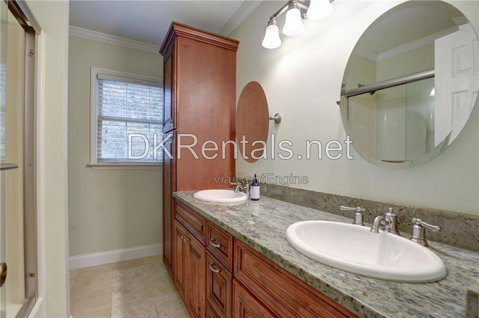 Gallery Image 16
