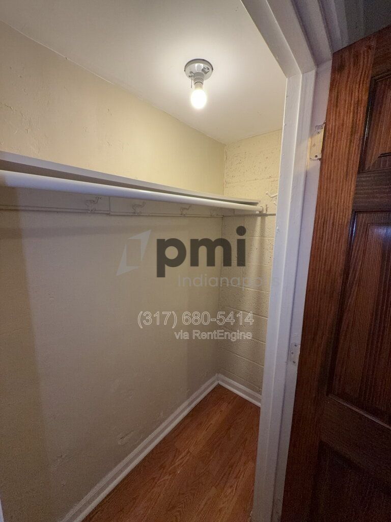 Gallery Image 19