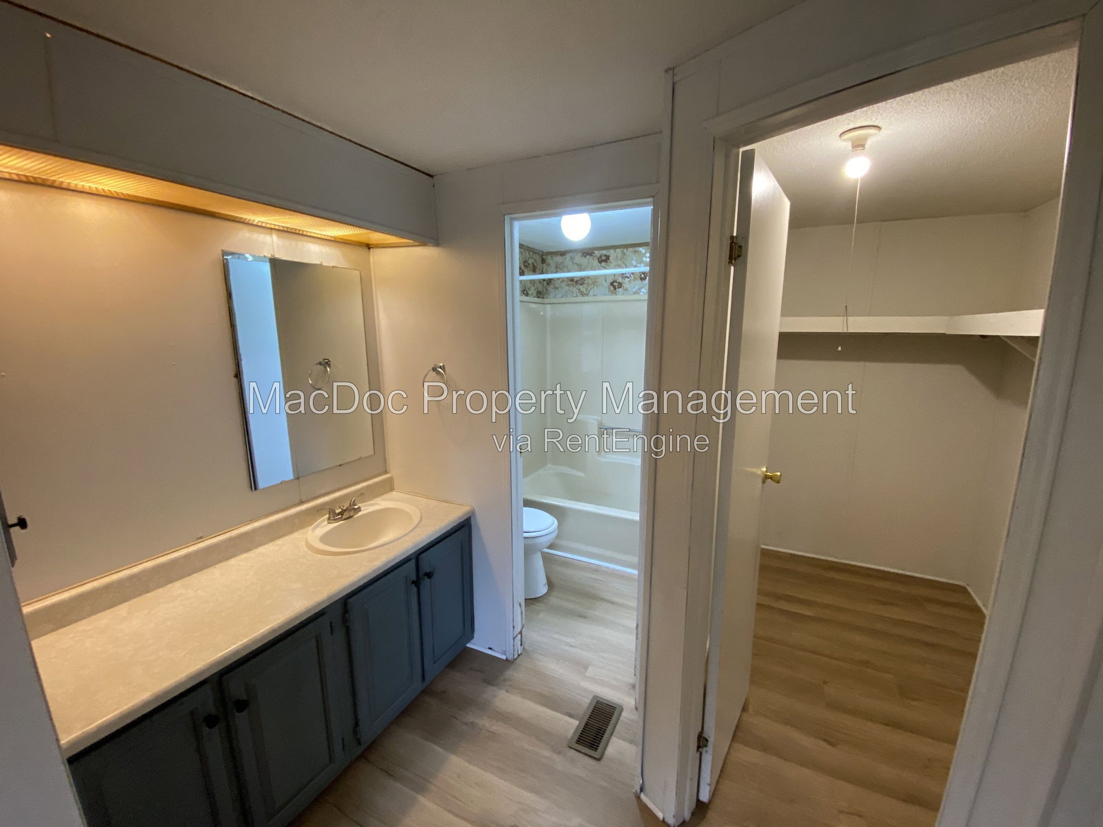 Gallery Image 18